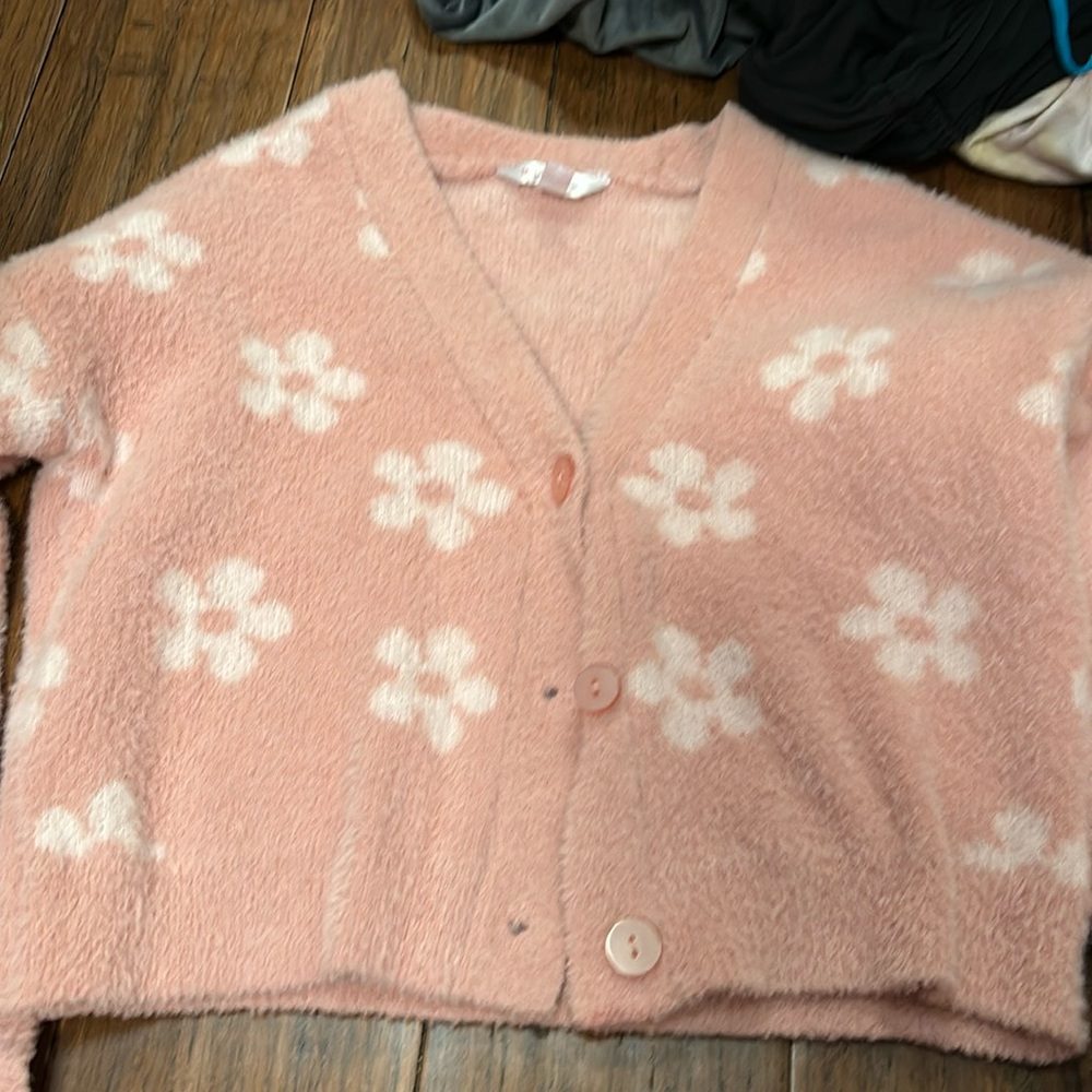 Cropped sweater